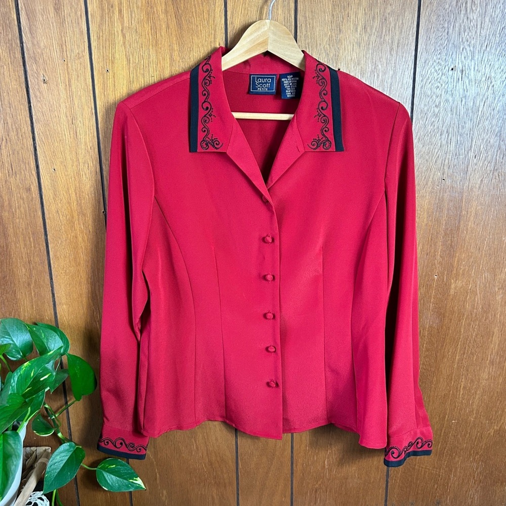 Vintage‎ Laura Scott Petite Red Embroidered Collar Cuff Button Up Blouse Top 10P
